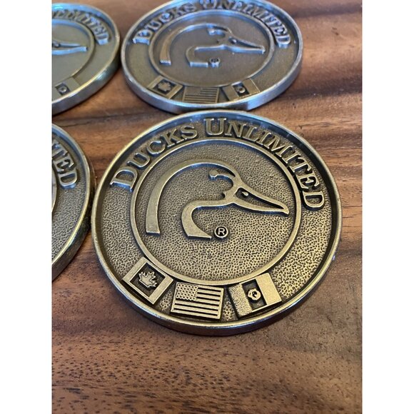 4 Vintage Ducks Unlimited Brass Coasters Mallard Ducks 3 1/4" Round Cork Backed - Picture 4 of 13